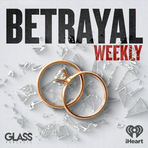 Luister naar Betrayal: Weekly in de app