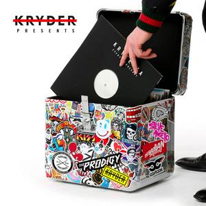 Luister naar Kryteria Radio in de app