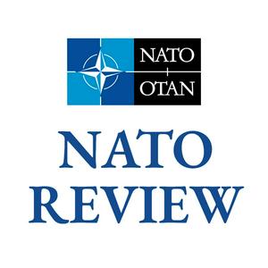 Luister naar NATO Review in de app