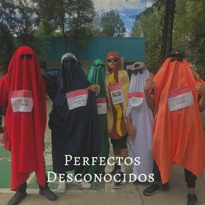 Luister naar Perfectos Desconocidos in de app