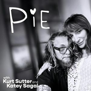 Luister naar PIE with Kurt Sutter and Katey Sagal in de app