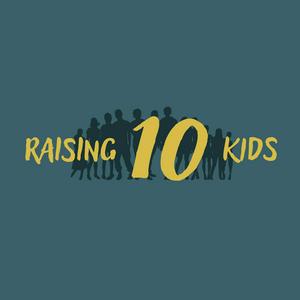 Luister naar Raising 10 Kids in de app