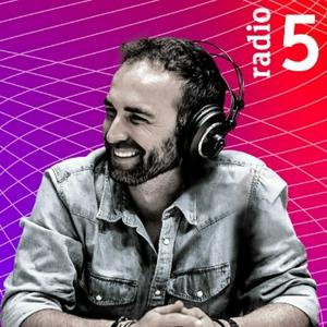 Luister naar RAIZ DE 5 - El podcast más hipotenuso in de app